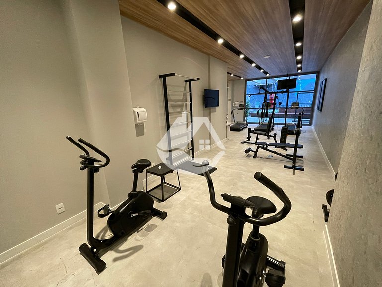 Estudio en planta alta - Piscina en azotea