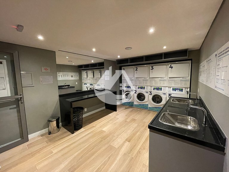 Estudio en planta alta - Piscina en azotea