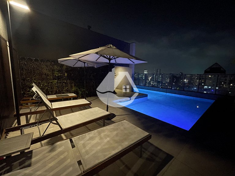 Estudio en planta alta - Piscina en azotea