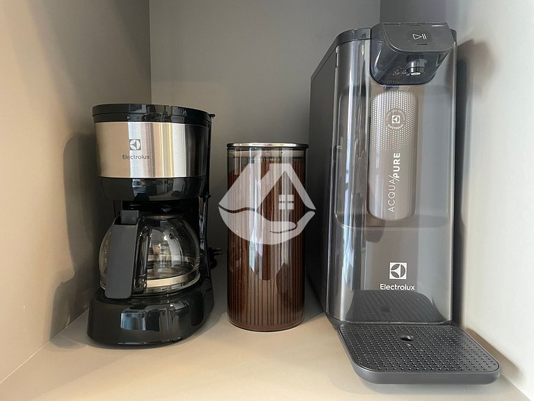 Studio Deluxe - AC - Piscina no rooftop