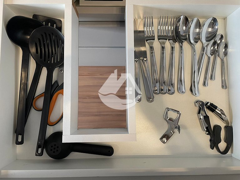 Studio Deluxe - AC - Piscina no rooftop