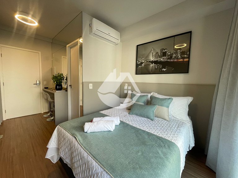 Studio Deluxe - AC - Piscina no rooftop