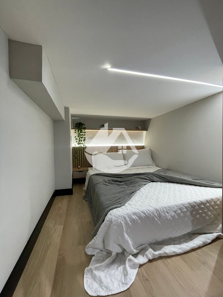 Loft com pé direito Alto - Perto do metrô Brooklin