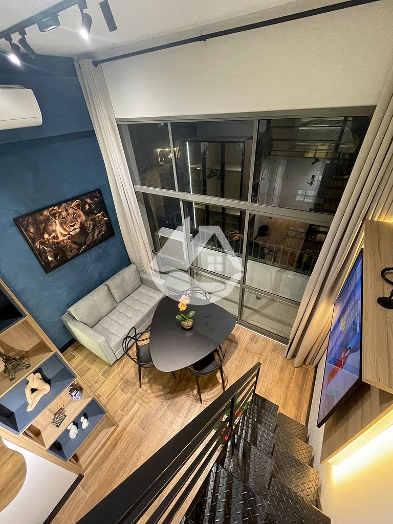 Loft com pé direito Alto - Perto do metrô Brooklin