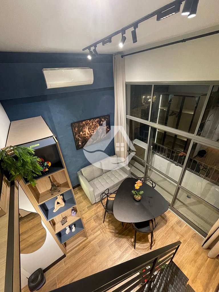 Loft com pé direito Alto - Perto do metrô Brooklin