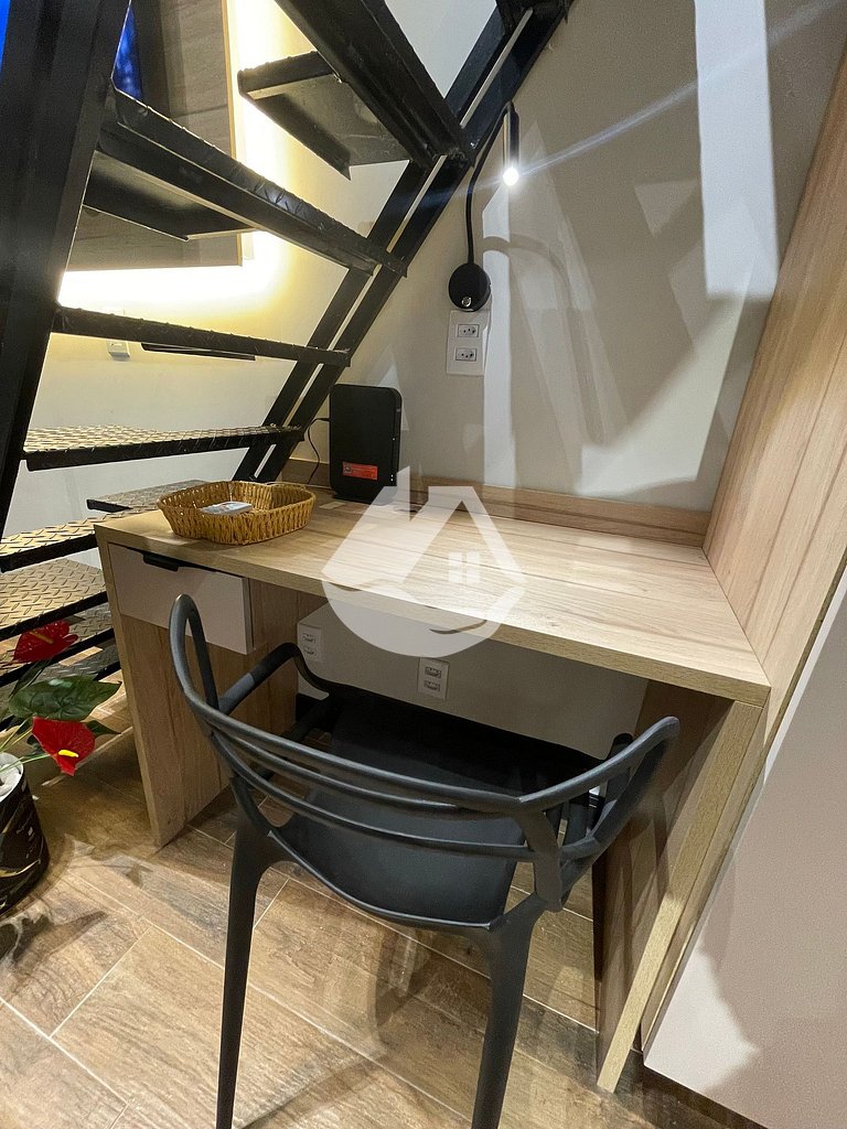 Loft com pé direito Alto - Perto do metrô Brooklin