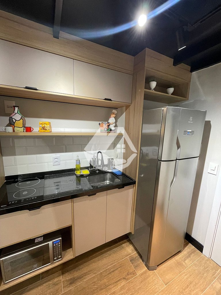 Loft com pé direito Alto - Perto do metrô Brooklin