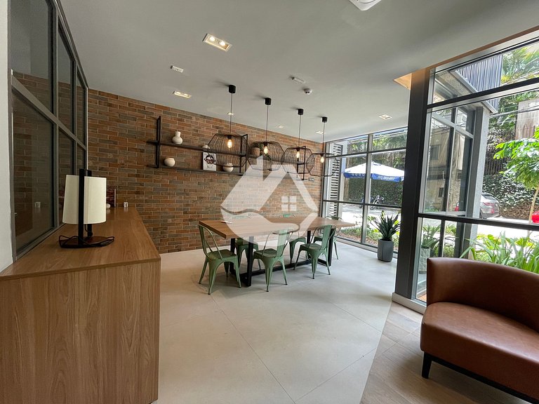 Loft com pé direito Alto - Perto do metrô Brooklin