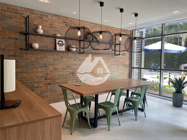Loft com pé direito Alto - Perto do metrô Brooklin