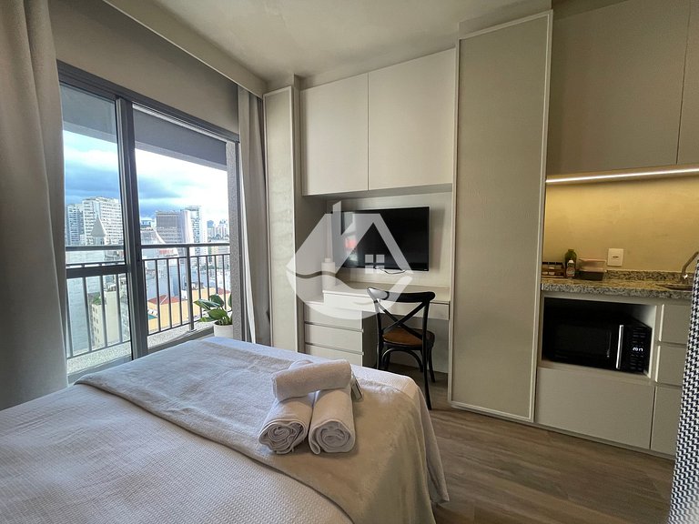Estudio en planta alta - Piscina en azotea