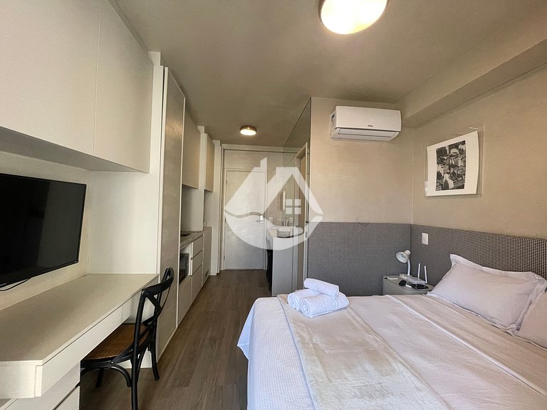 Estudio en planta alta - Piscina en azotea