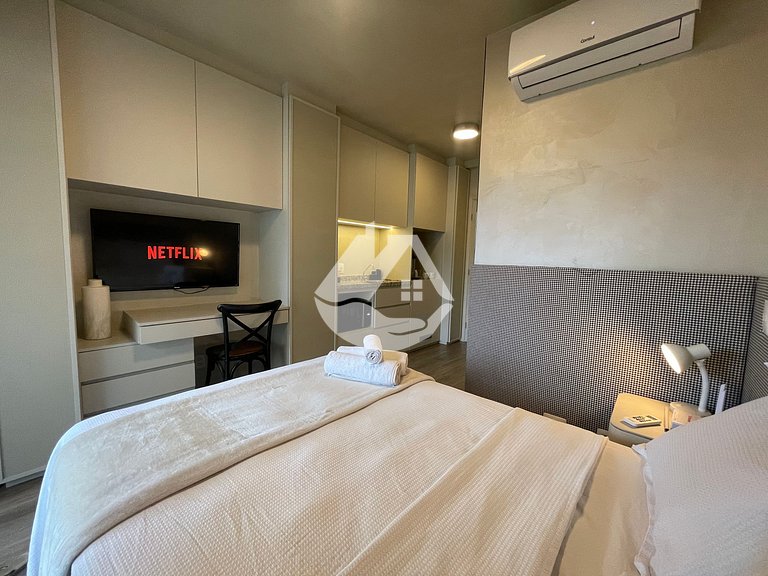 Estudio en planta alta - Piscina en azotea