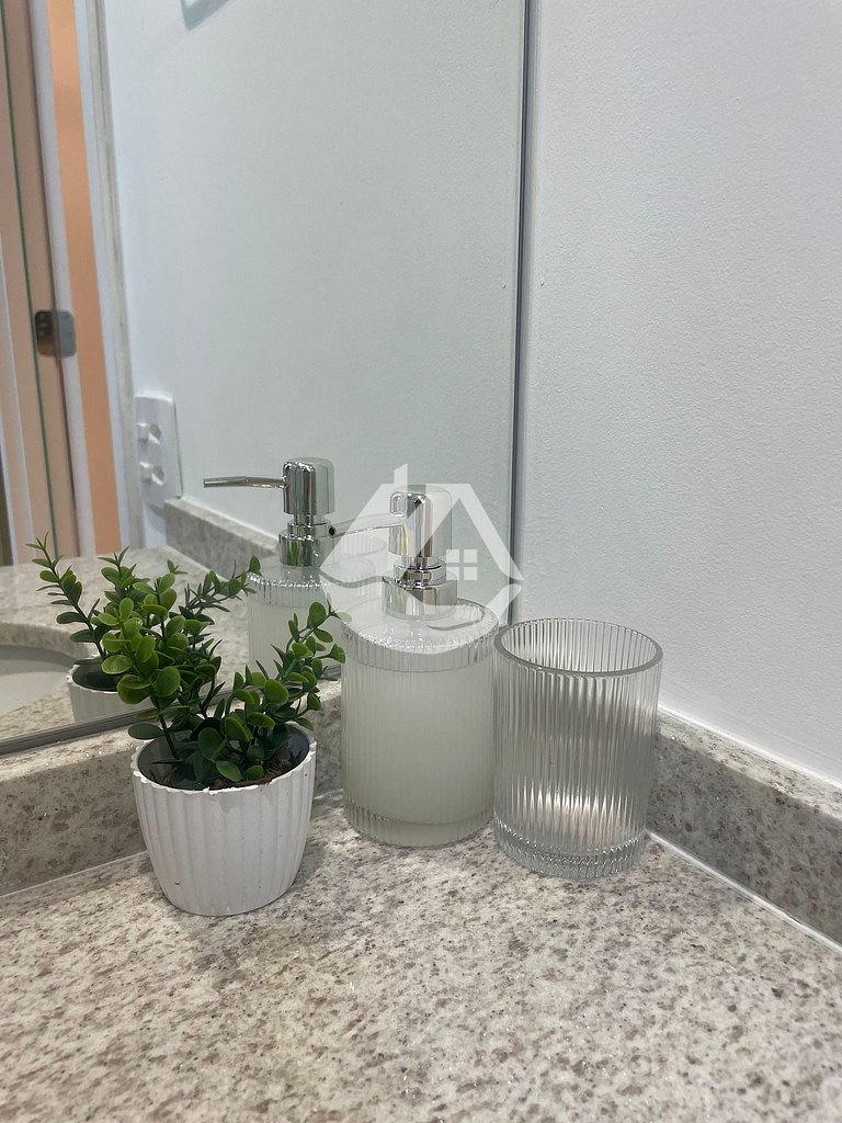 Studio completo - 3min do metrô - Faria Lima