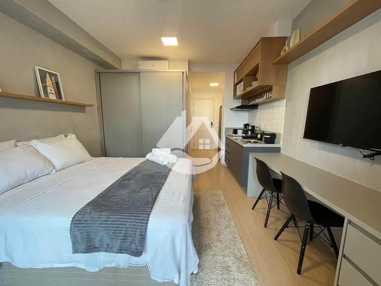 Studio moderno e completo - Faria Lima
