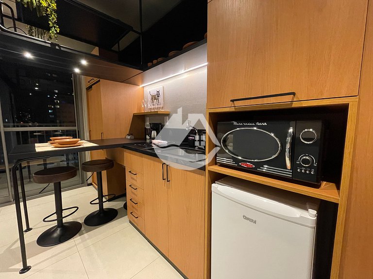 Modern and fully equipped studio in Consolação.