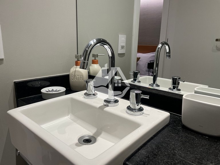 Estudio moderno y equipado en Consolação