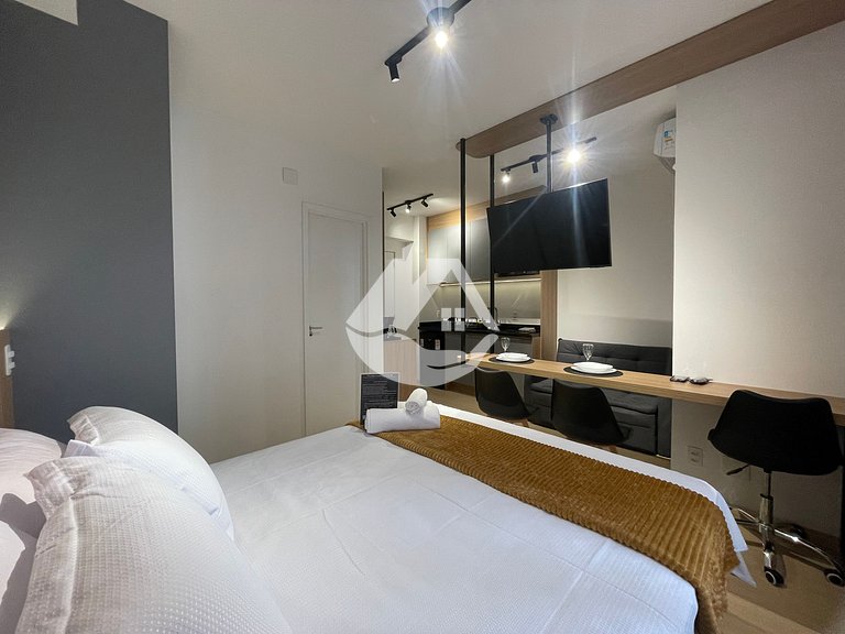 Studio completo com piscina - Pinheiros
