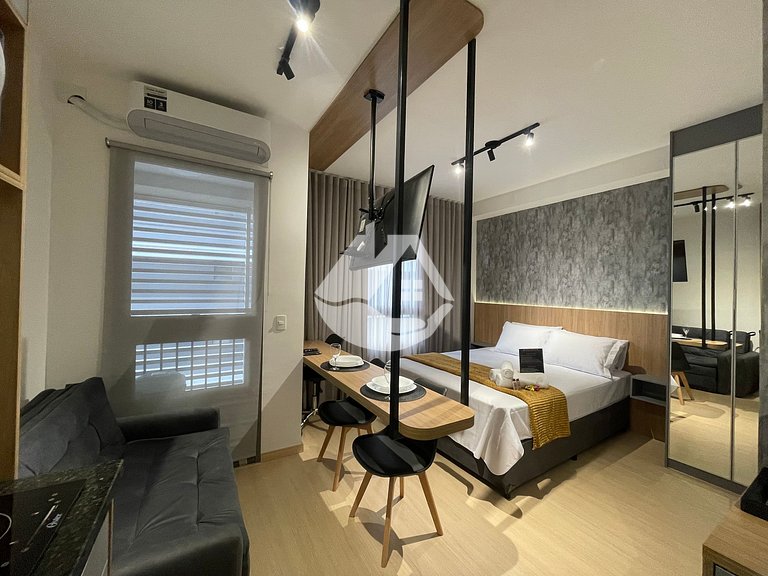 Studio completo com piscina - Pinheiros