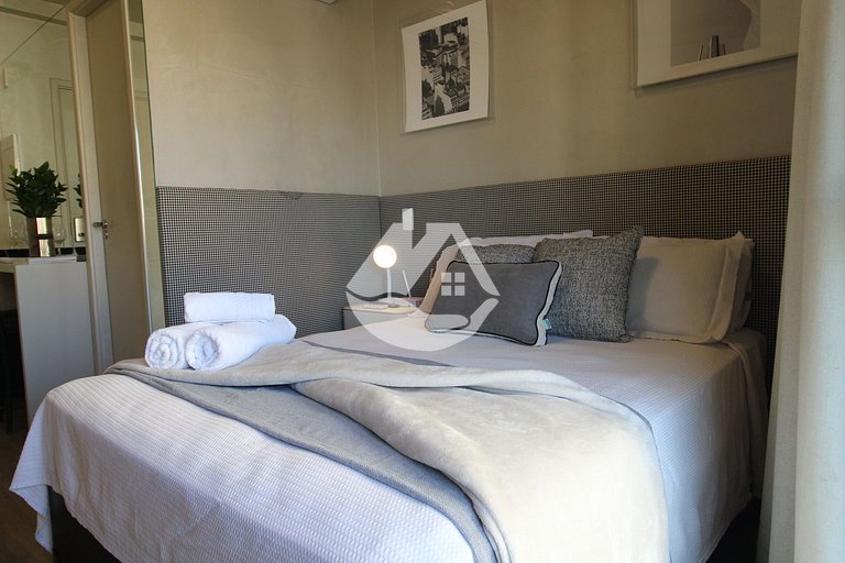 Estudio en planta alta - Piscina en azotea