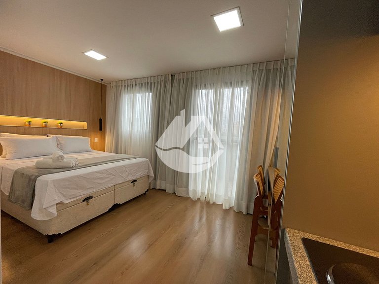 Studio novo e completo - Moema - Piscina