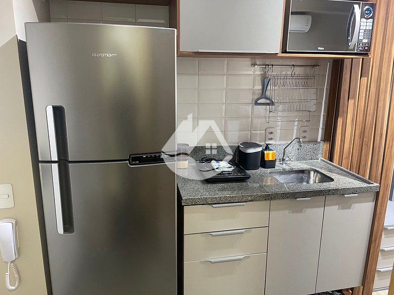 Estudio Moderno - Centro Comercial Frei Caneca