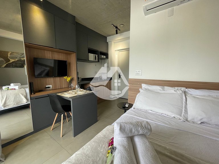 Studio aconchegante em andar alto - Jardins
