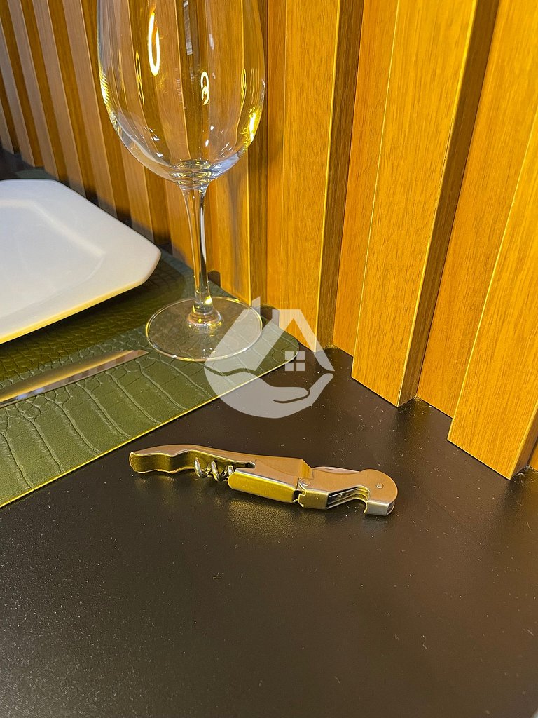 Studio c/ piscina - Pinheiros - 7min do metrô