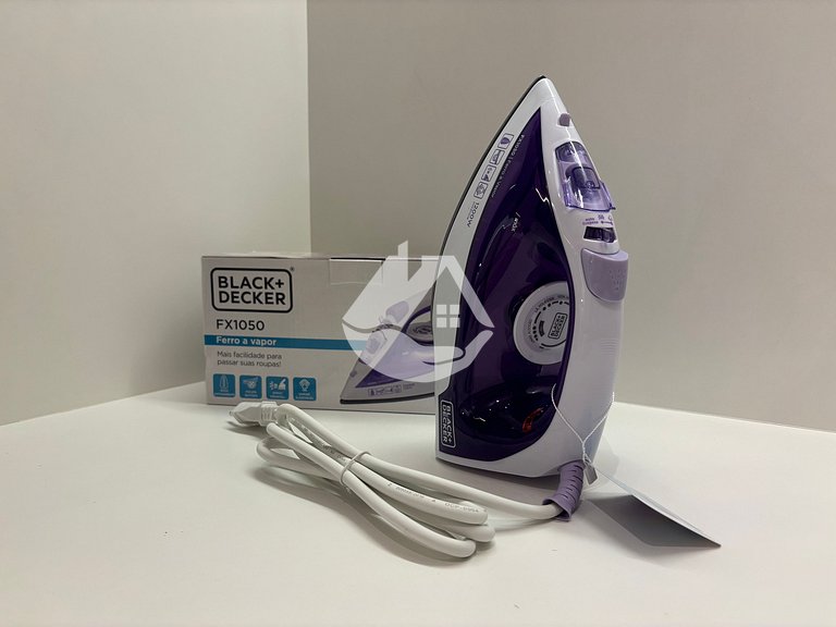 Studio elegante em frente ao metrô Vila Madalena