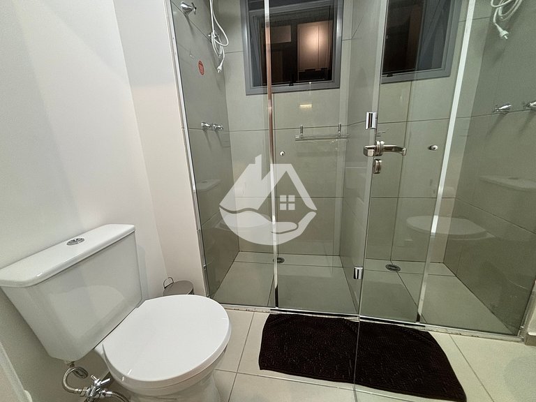 Studio elegante em frente ao metrô Vila Madalena