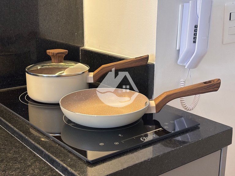 Modern studio - Vila Madalena metro station