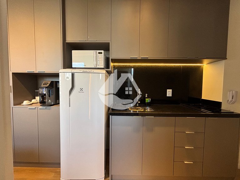 Estudio moderno a 5 minutos de metro Vila Madalena