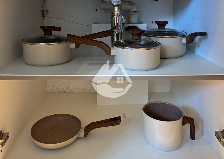 Estudio moderno a 5 minutos de metro Vila Madalena