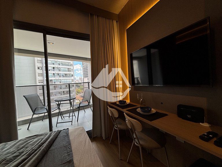 Estudio moderno a 5 minutos de metro Vila Madalena