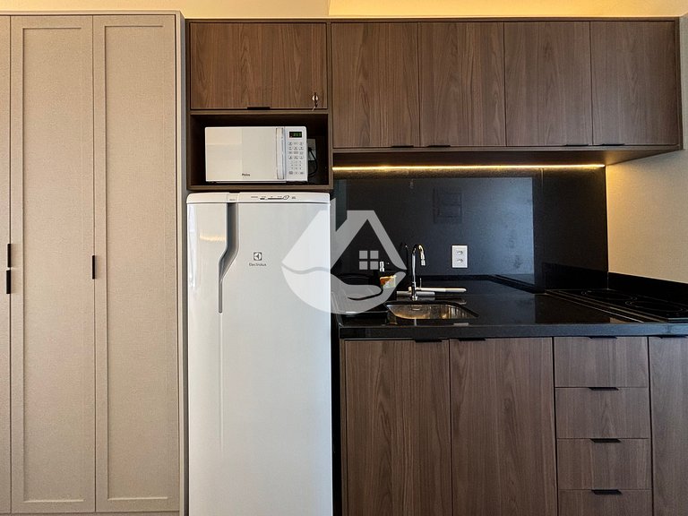 Estudio moderno a 5 minutos de metro Vila Madalena