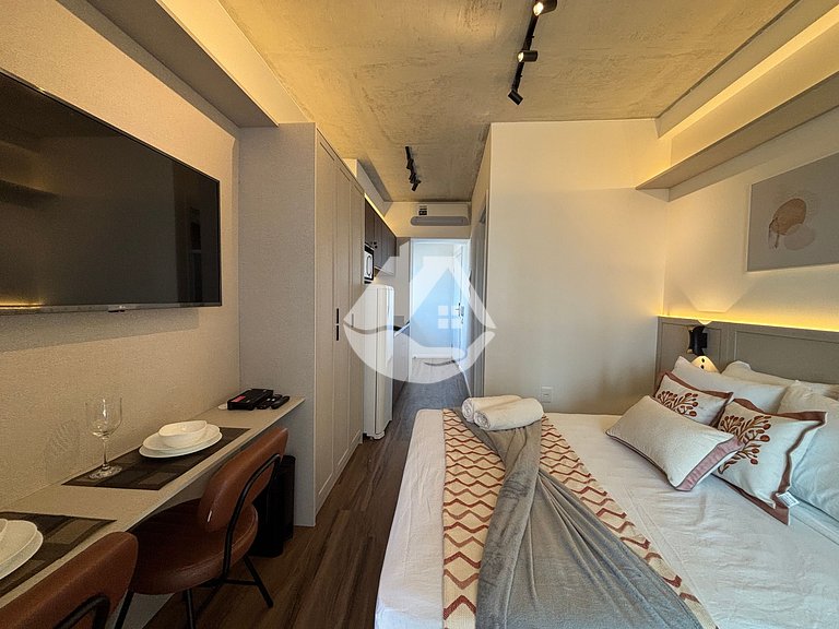 Estudio moderno a 5 minutos de metro Vila Madalena