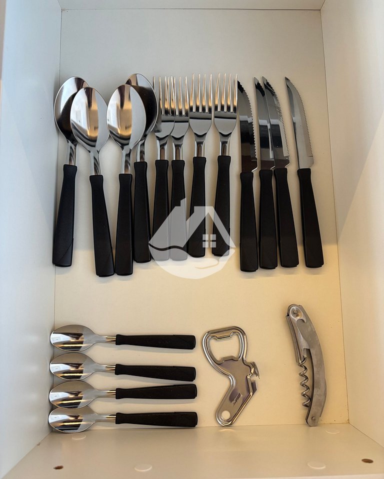 Estudio moderno a 5 minutos de metro Vila Madalena