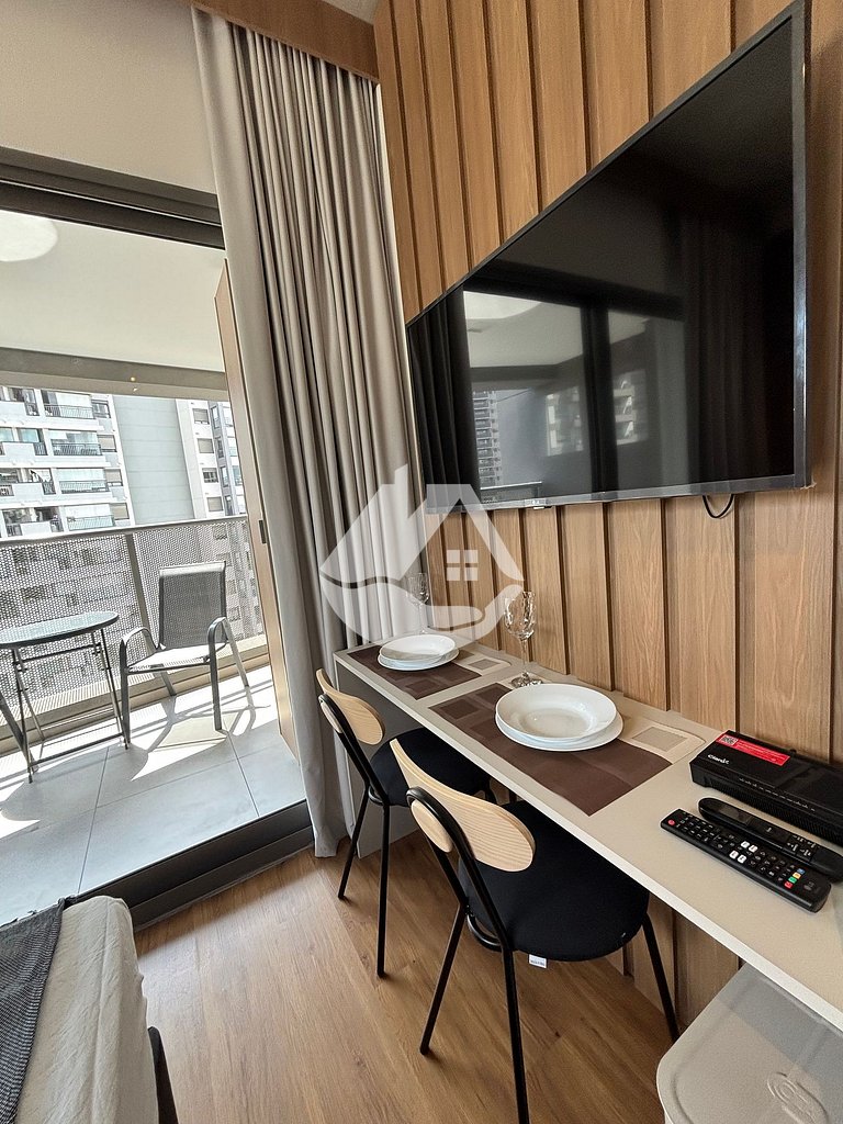 Estudio moderno a 5 minutos de metro Vila Madalena