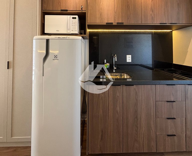 Estudio moderno a 5 minutos de metro Vila Madalena