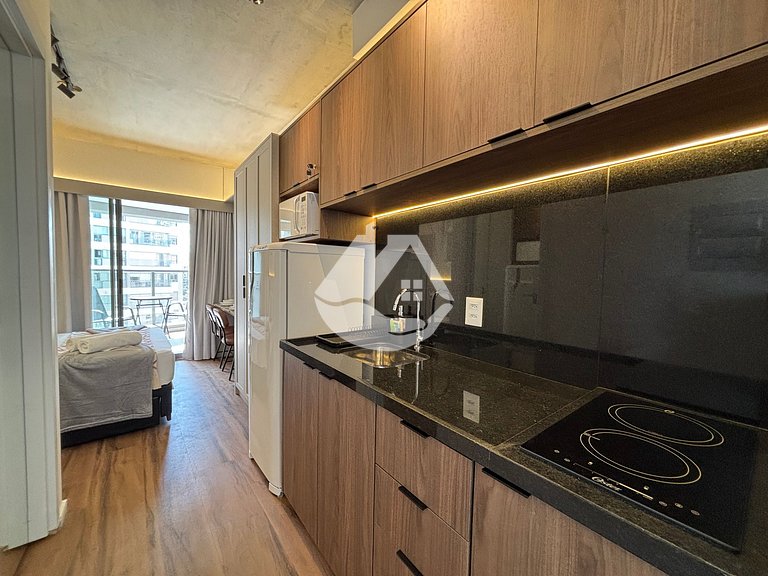 Estudio moderno a 5 minutos de metro Vila Madalena