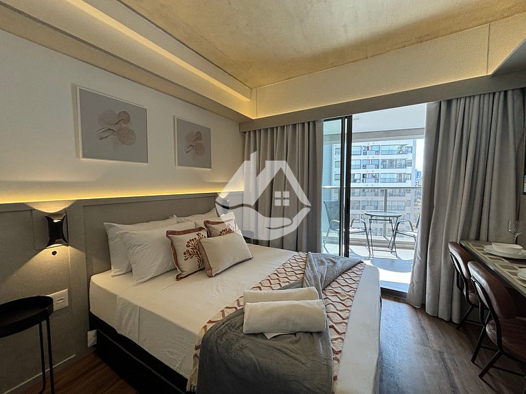 Modern studio - Vila Madalena metro station