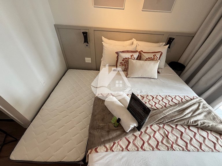 Modern studio - Vila Madalena metro station