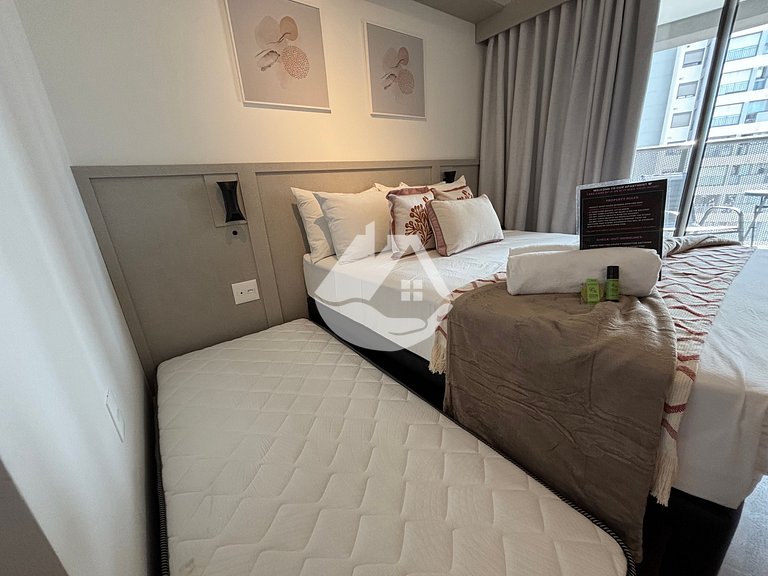 Modern studio - Vila Madalena metro station