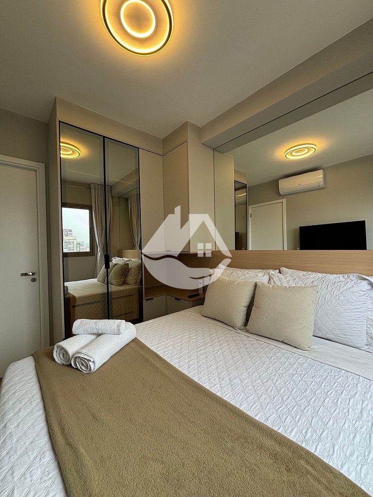 Apartamento 1 dorm. - 4 hóspedes - AC - Piscina