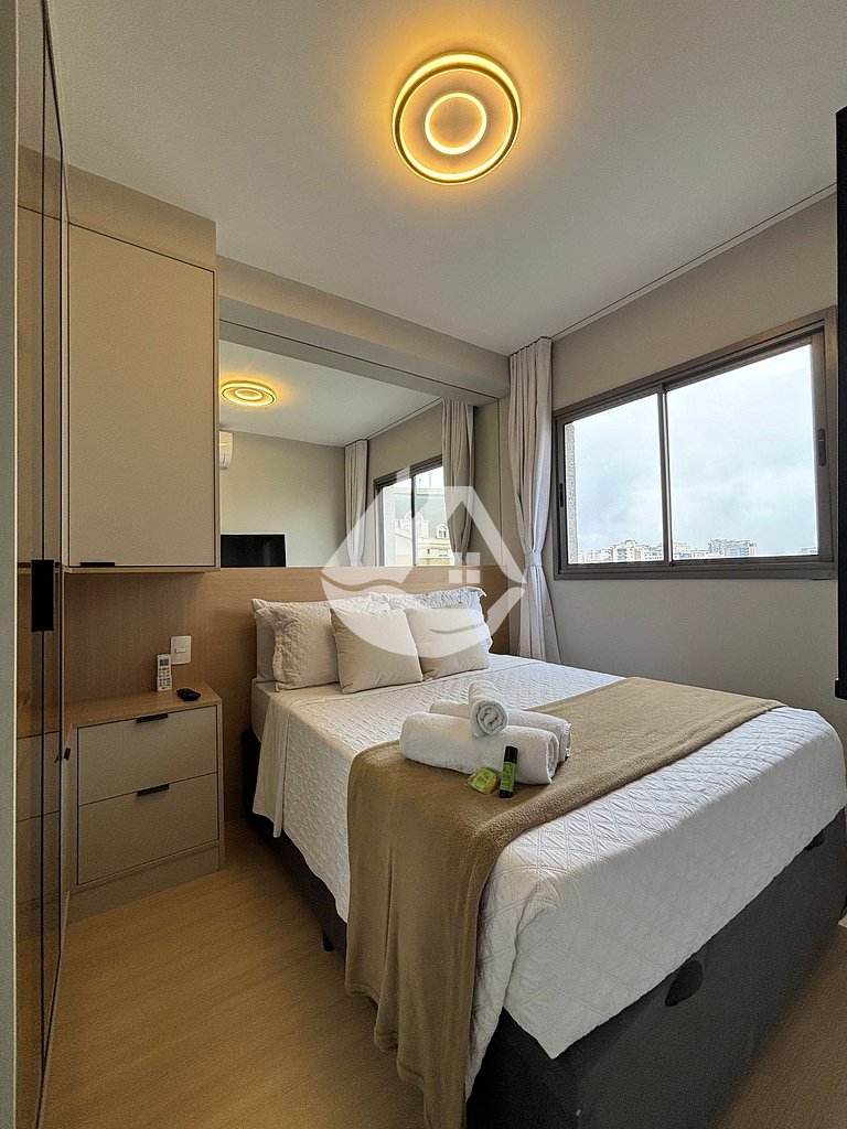 Apartamento 1 dorm. - 4 hóspedes - AC