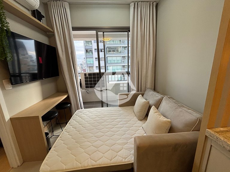 Apartamento 1 dorm. - 4 hóspedes - AC - Piscina