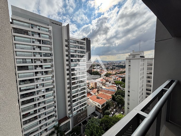 Estudio moderno a 5 minutos de metro Vila Madalena